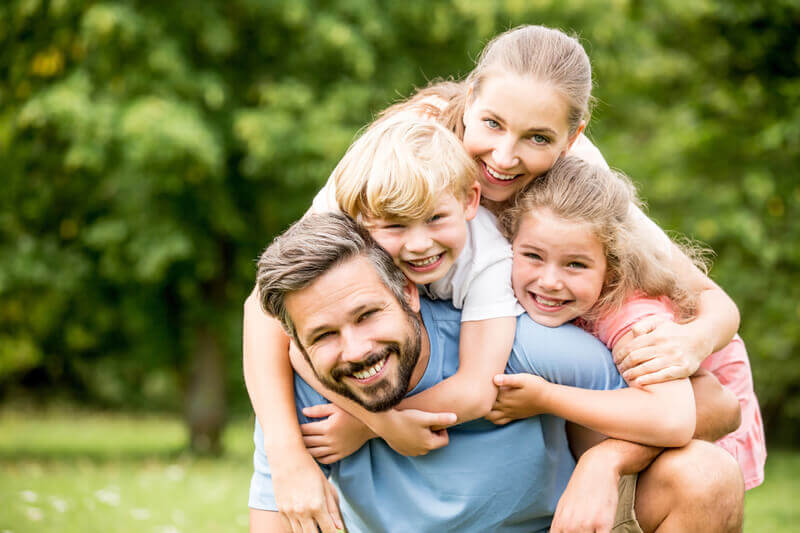 family photo pose ideas