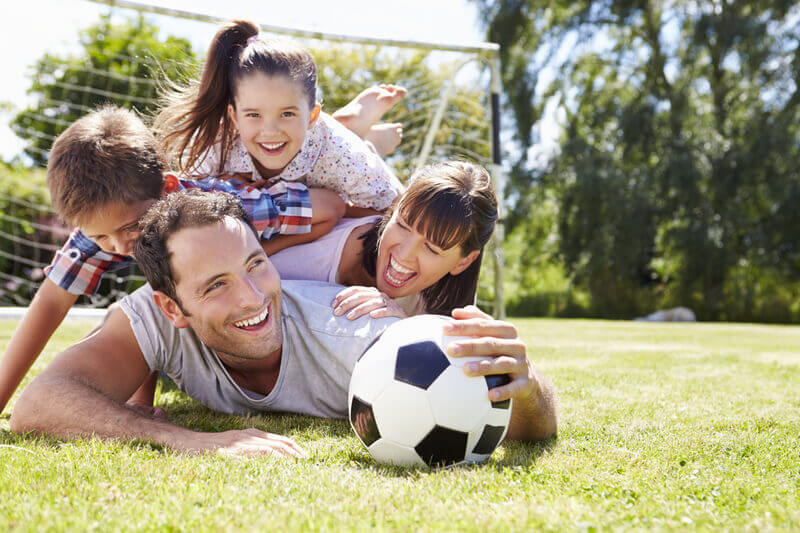 unique family photo poses