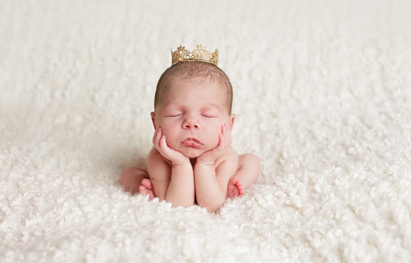 15 Best Newborn Photography Ideas At Home Graphic Experts India