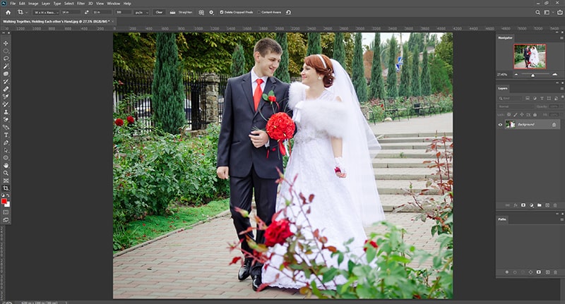how to crop image in photoshop