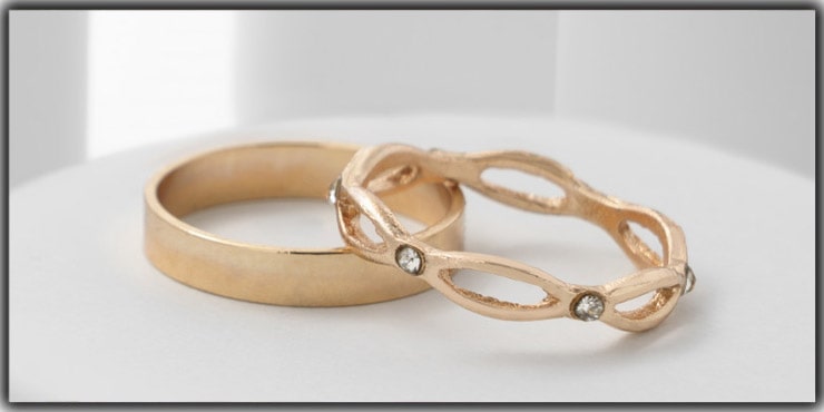 Tips 8. Using Backdrops for Jewelry Photography